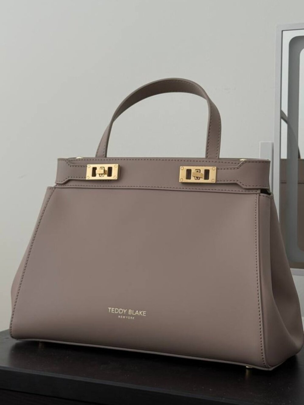 Teddy Blake bag in neutral taupe
